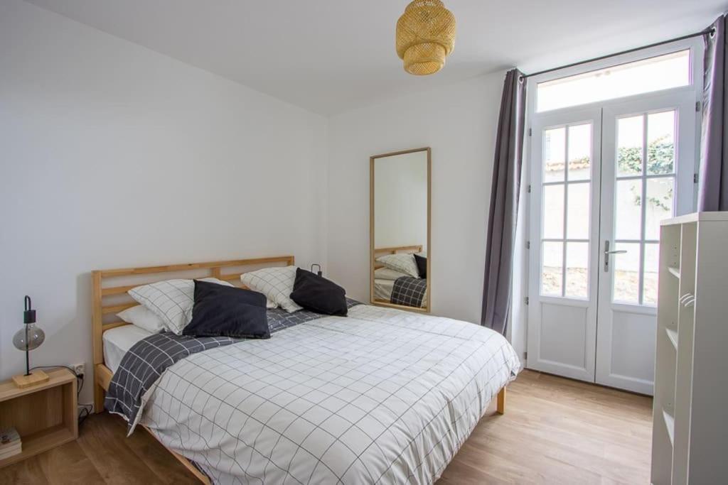 Appartement Avec Terrasse Et Parking, A 莫城 外观 照片
